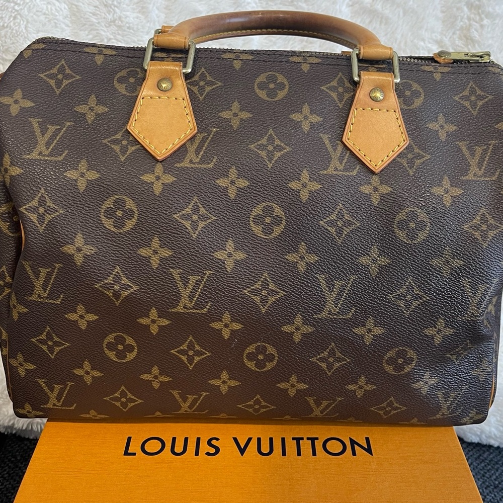 Louis Vuitton monogram speedy 30
